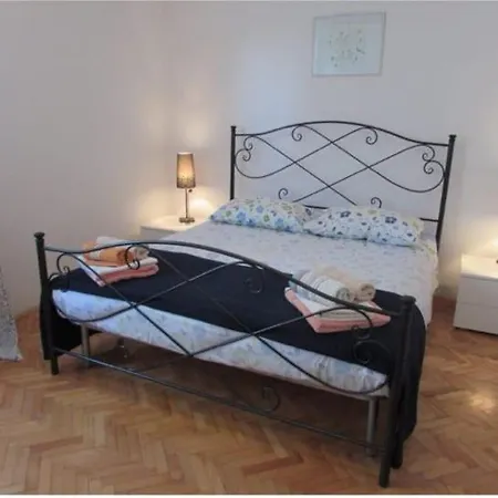 Apartment Bibi